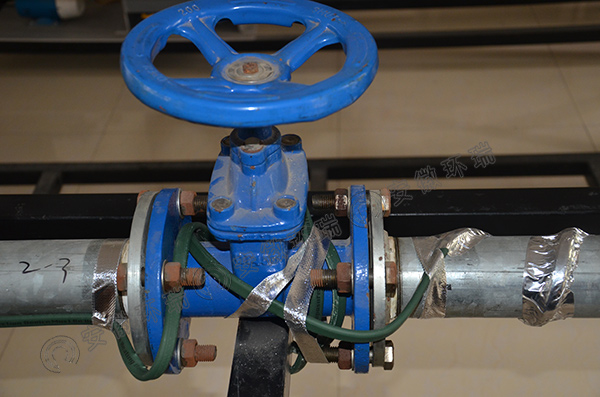 閥門(mén)處安裝電伴熱帶